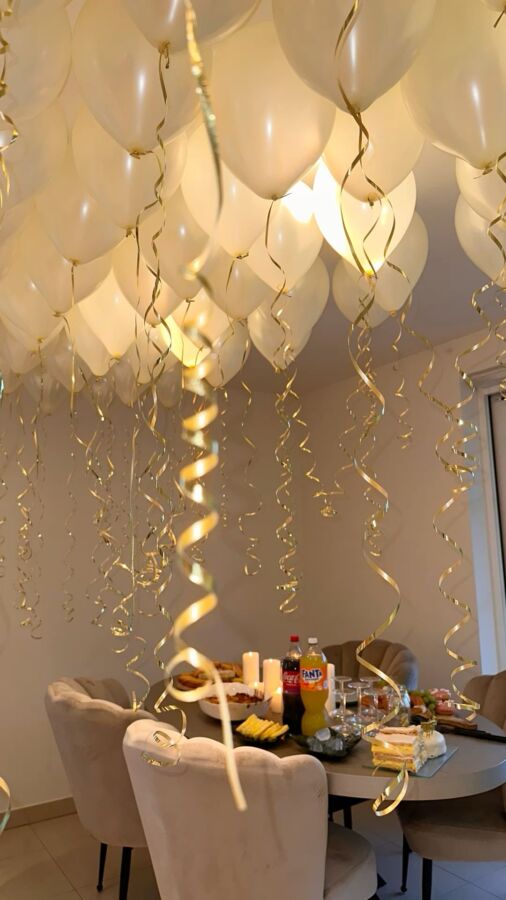 Décoration festive anniversaire salle