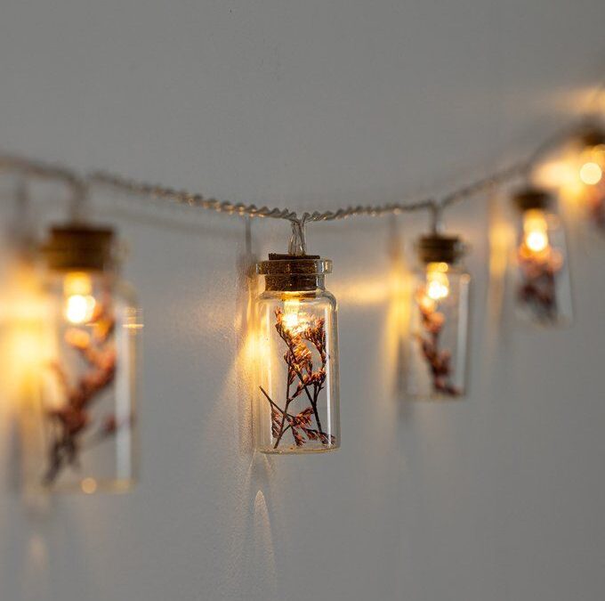 Guirlande lumineuse sur pile : comment illuminer vos soirées en extérieur facilement